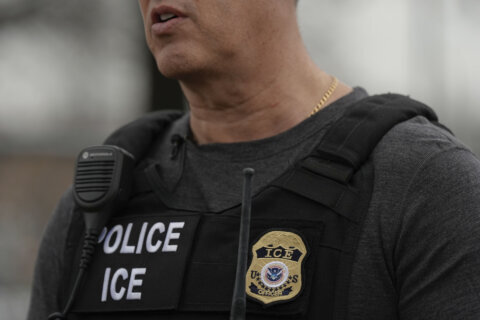 Arlington approves plan to scale back cooperation with ICE
