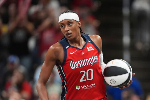 Allisha Gray scores 18, Brionna Jones adds 14 as Dream beat Mystics 92-91