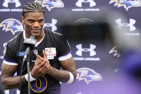 Ravens QB Lamar Jackson defends Mark Andrews from online criticism after playoff drop