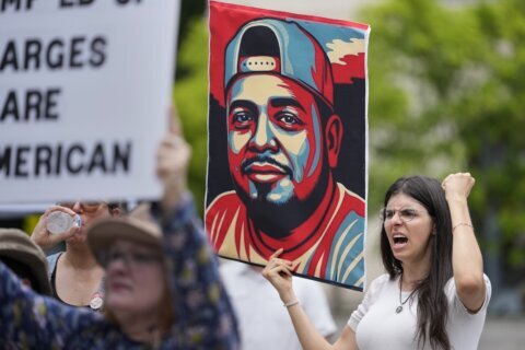 Judge again delays Abrego Garcia’s release from Tennessee jail over deportation concerns