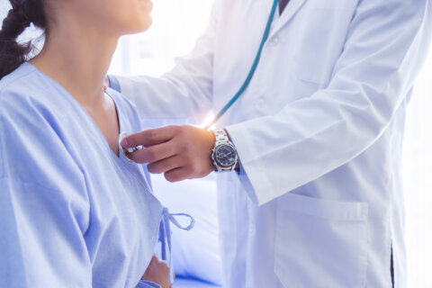 What cancer patients, families should know about clinical trials in the DC area