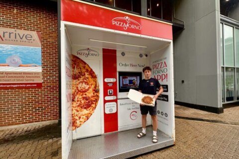 ‘I’d try it again on a drunk night’: Md. locals weigh in on pizza vending machine