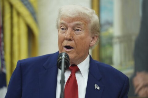 Analysis: Trump signals impending shift on Russia amid escalating tensions